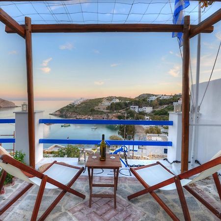 Deck1Syros Premium Apartments Vári Kültér fotó