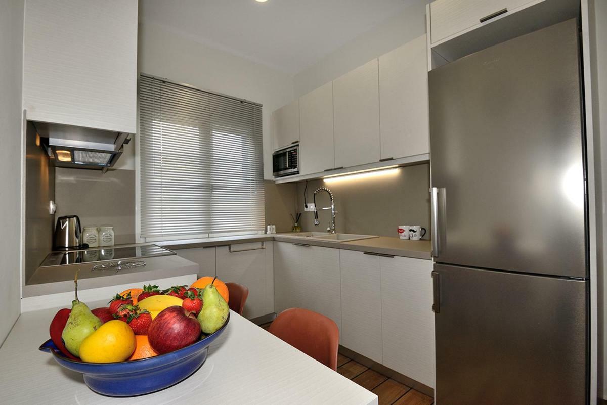 Deck1Syros Premium Apartments Vári Kültér fotó