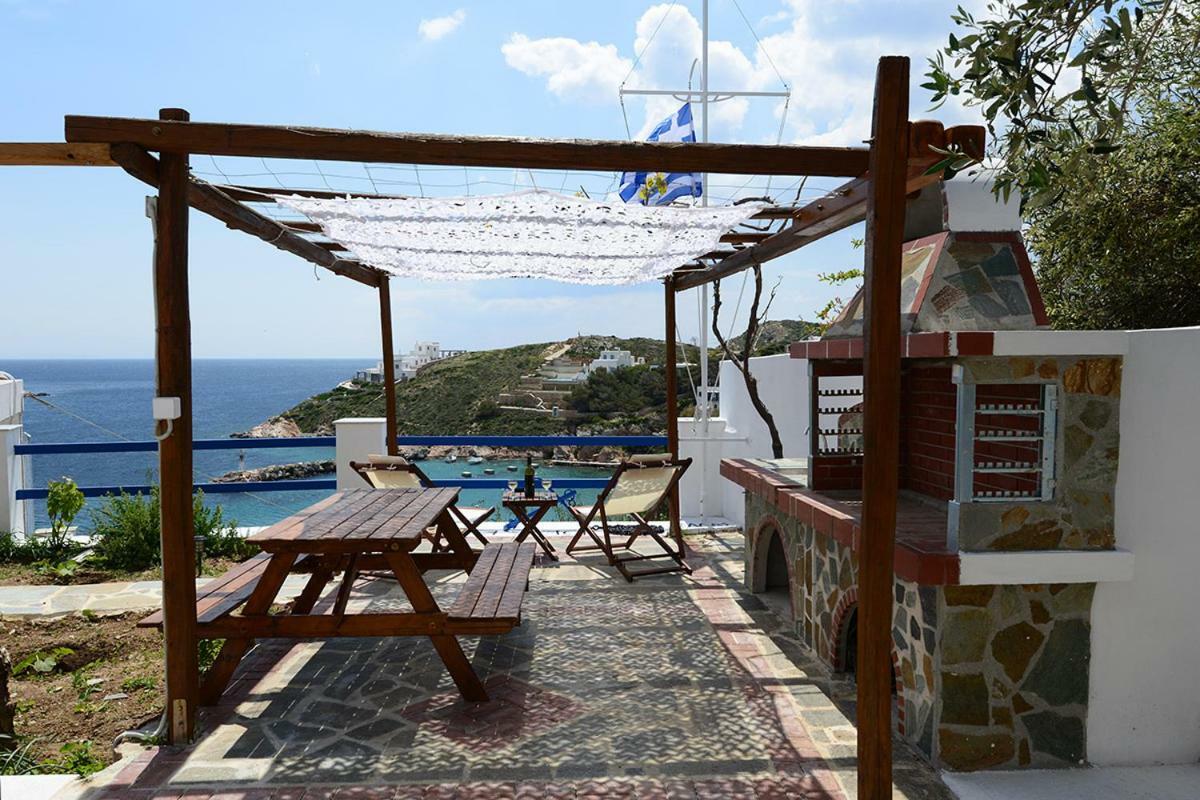 Deck1Syros Premium Apartments Vári Kültér fotó