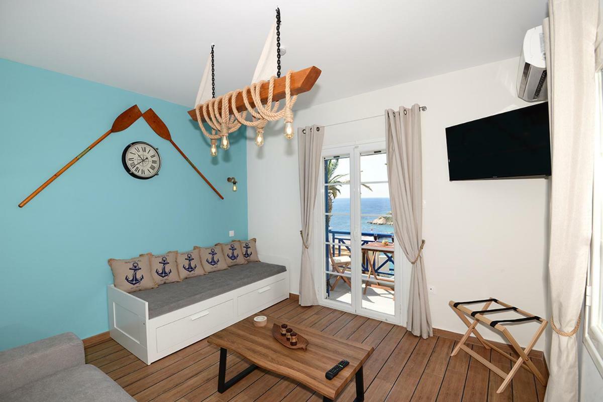 Deck1Syros Premium Apartments Vári Kültér fotó