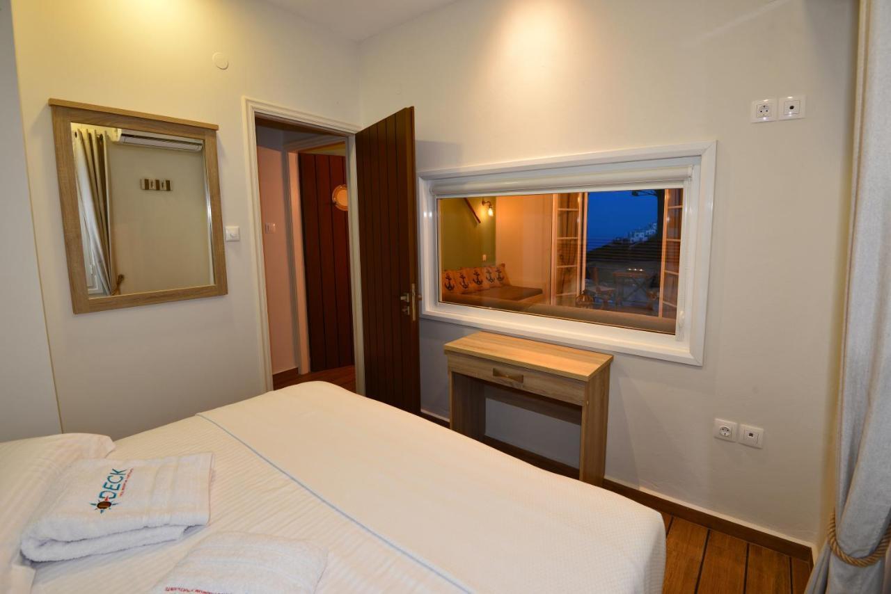 Deck1Syros Premium Apartments Vári Kültér fotó