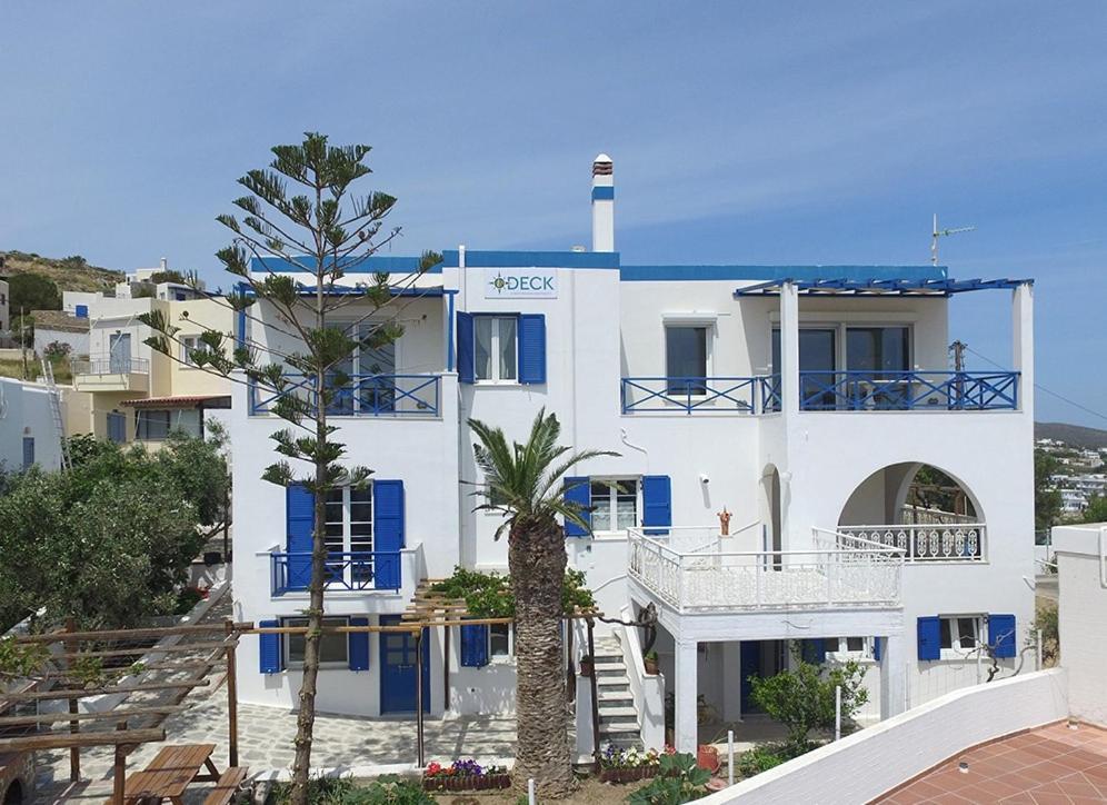 Deck1Syros Premium Apartments Vári Kültér fotó